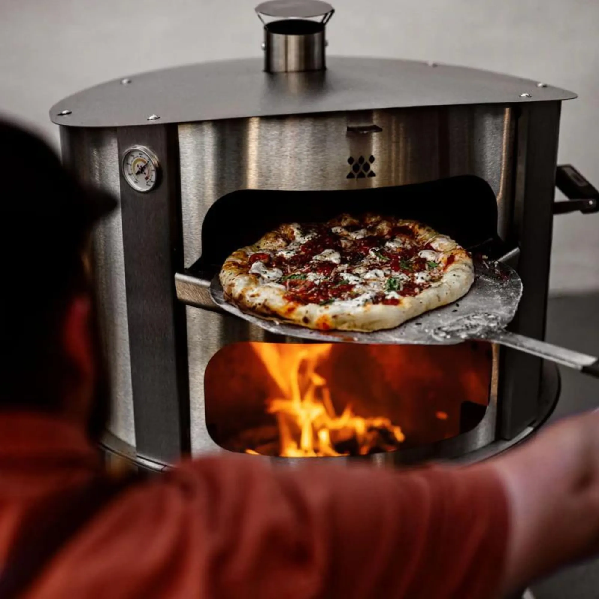 Breeo Live Fire Pizza Oven 2